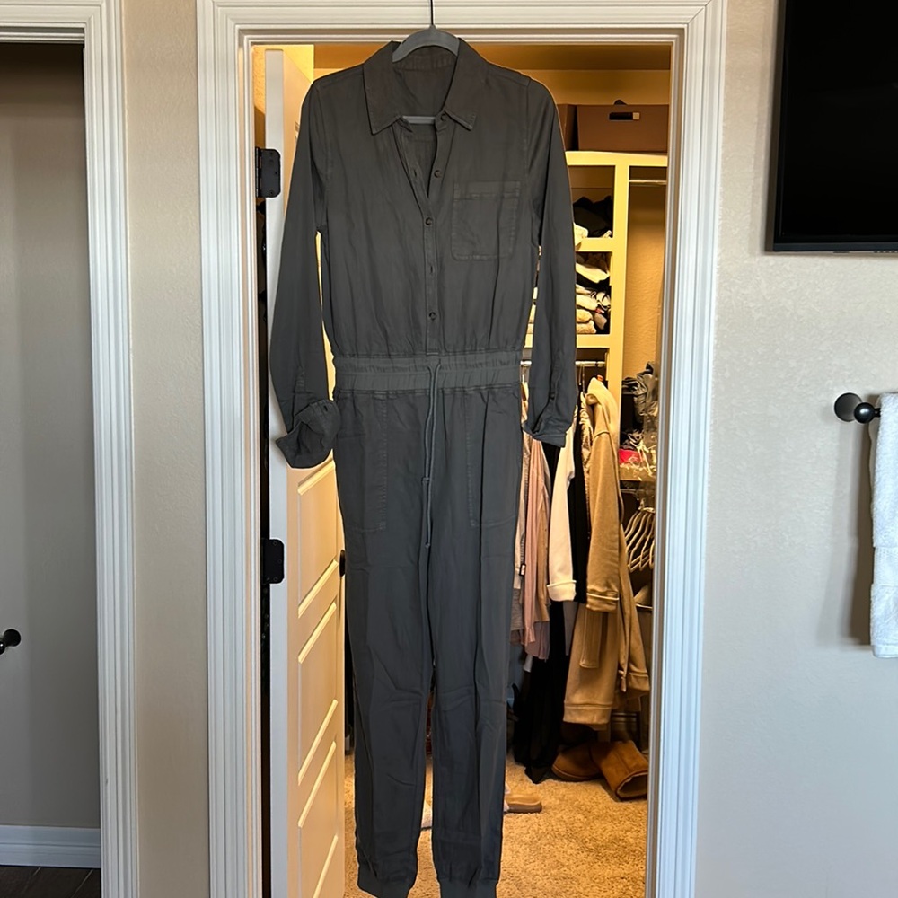 Feherty jumpsuit, new without tags